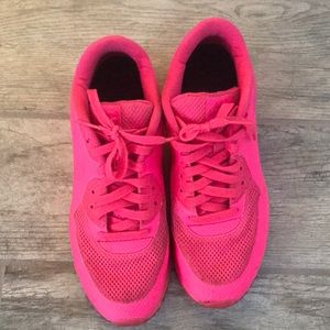 Pink air max